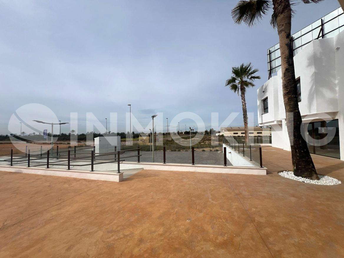 Foto de la propiedad Local Los Alcazares P.B